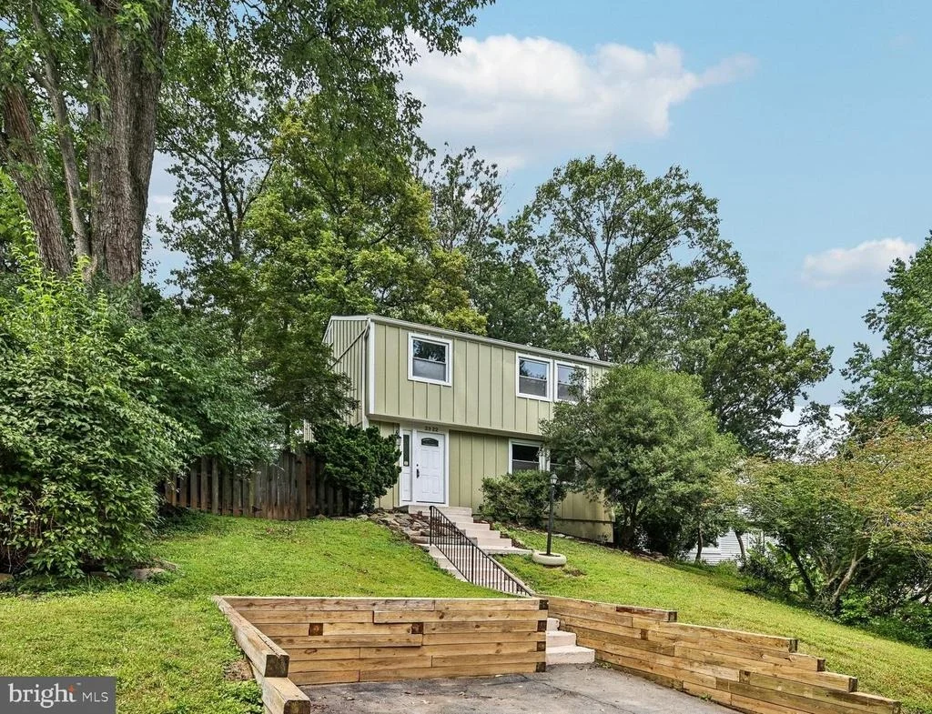 Photo of 2322 OLD TRAIL DRIVE