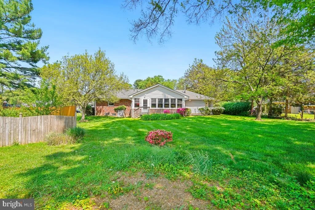 Photo of 18804 WILLOW GROVE ROAD