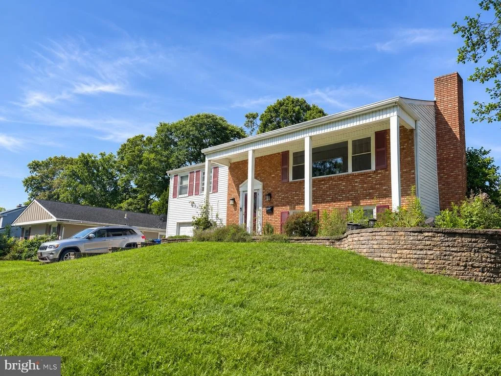 Photo of 103 NIAGARA LANE
