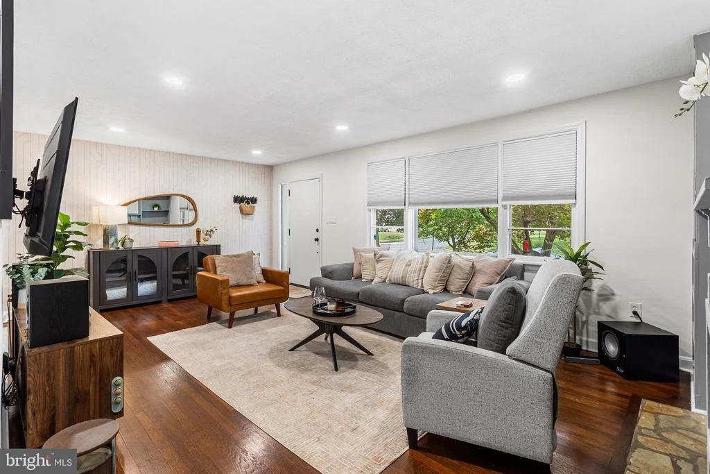 Photo of 600 MAPLE