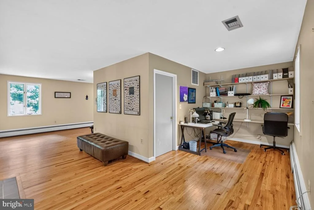 Photo of 1118 ORCHARD WAY