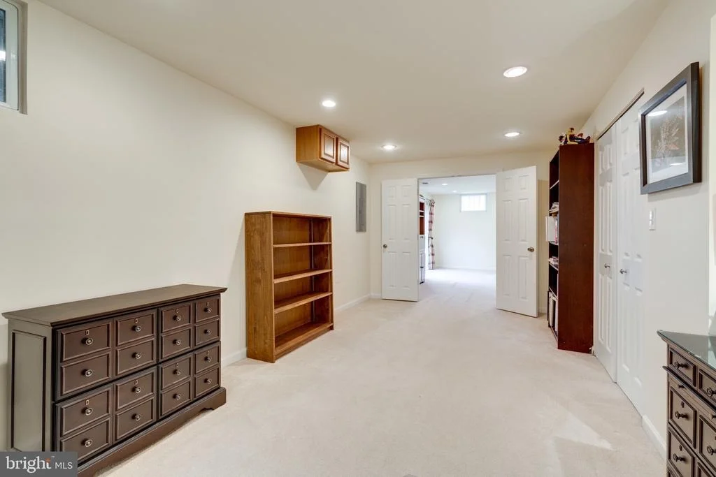 Photo of 7203 MING TREE COURT