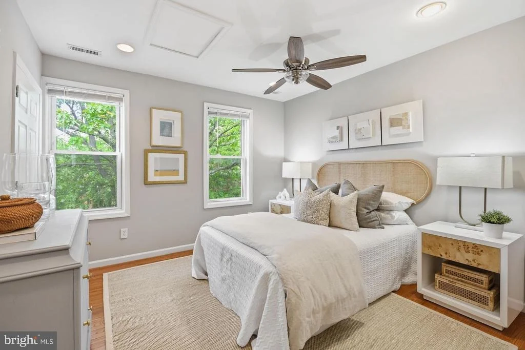 Photo of 2210 BRYAN PLACE SE