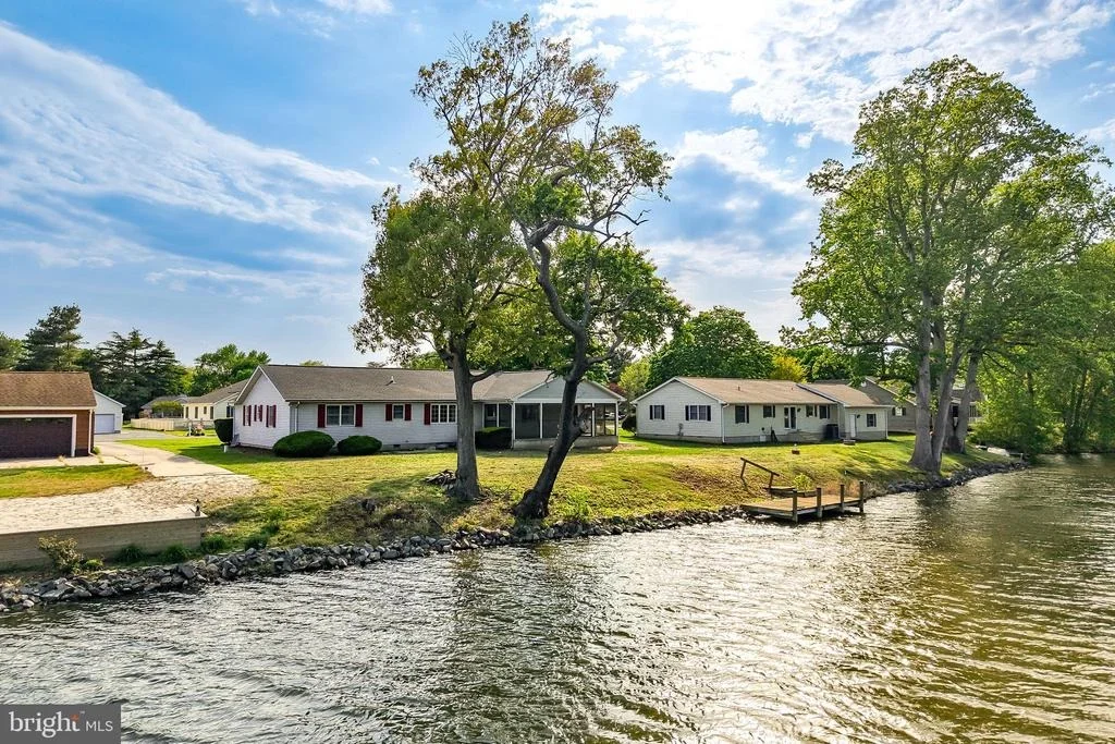 Photo of 30455 E MILL RUN