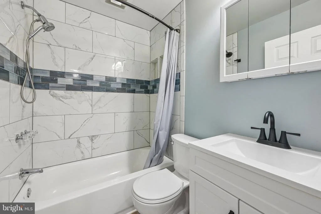 Photo of 417 FLORENCE AVENUE