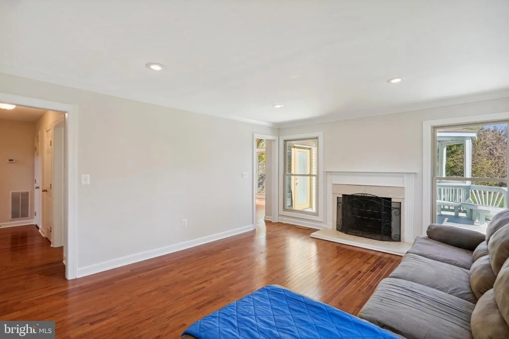 Photo of 5305 KINGSBROOK DRIVE
