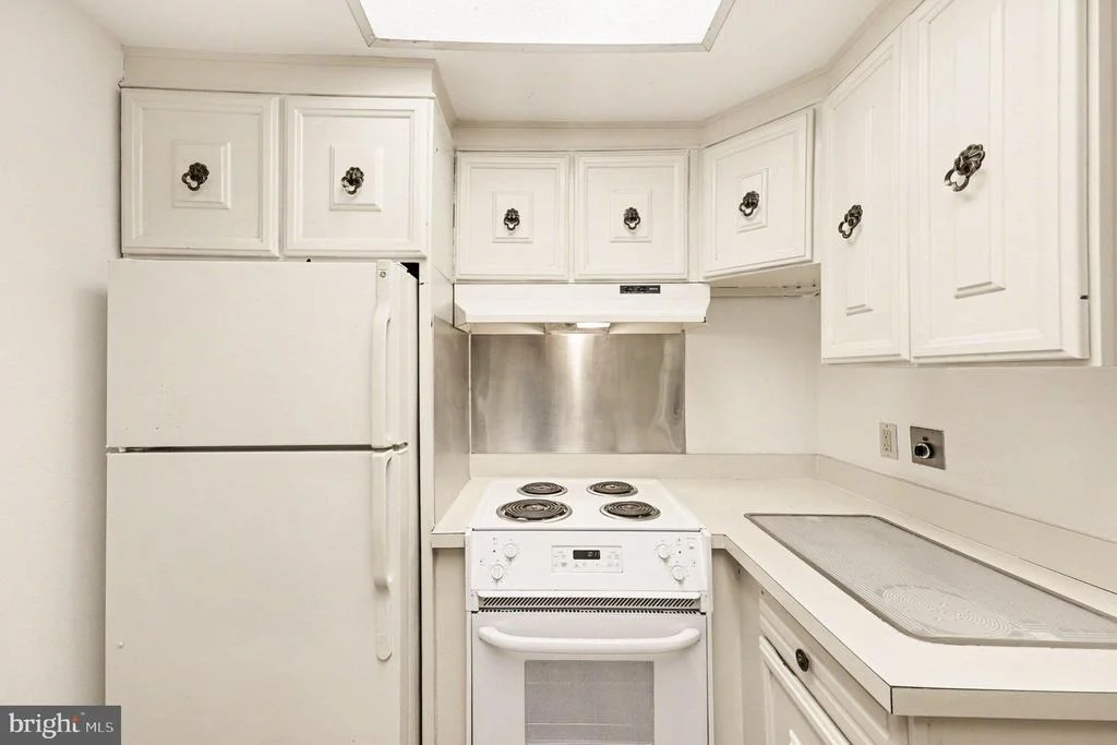 Photo of Unit 82H at 3632 GLENEAGLES DRIVE