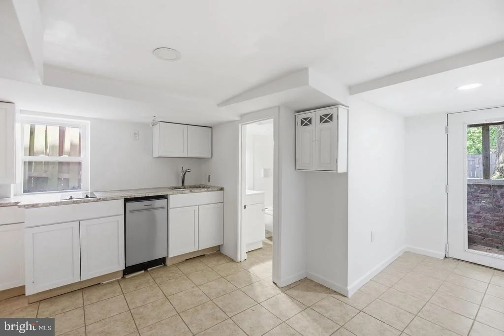 Photo of 2210 BRYAN PLACE SE