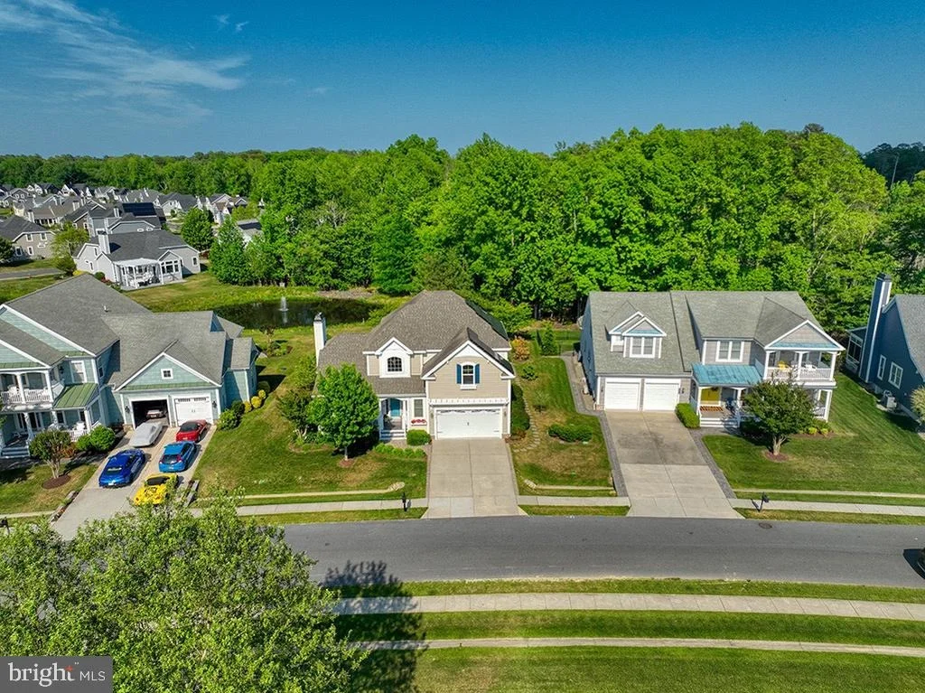 Photo of 20763 RODNEY DRIVE