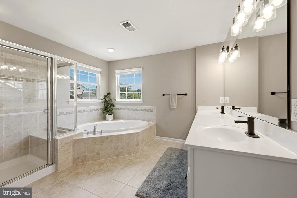 Photo of 1302 MOORE SPRING COURT