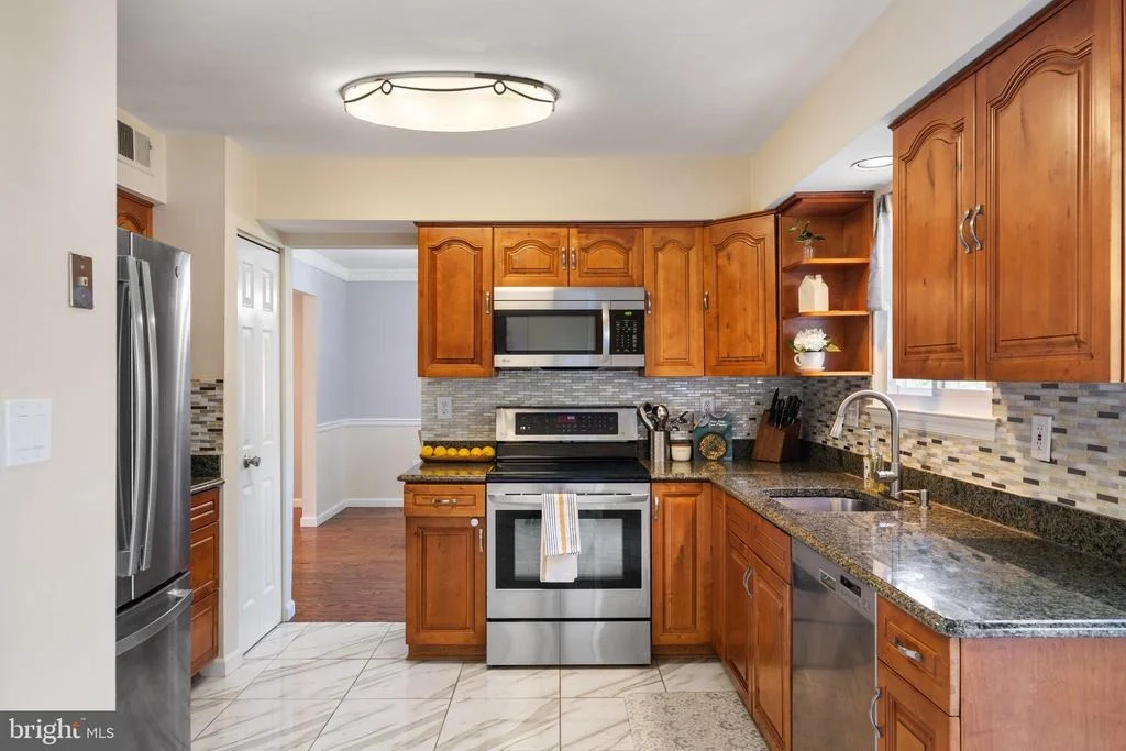 Photo of 14404 BASINGSTOKE LANE
