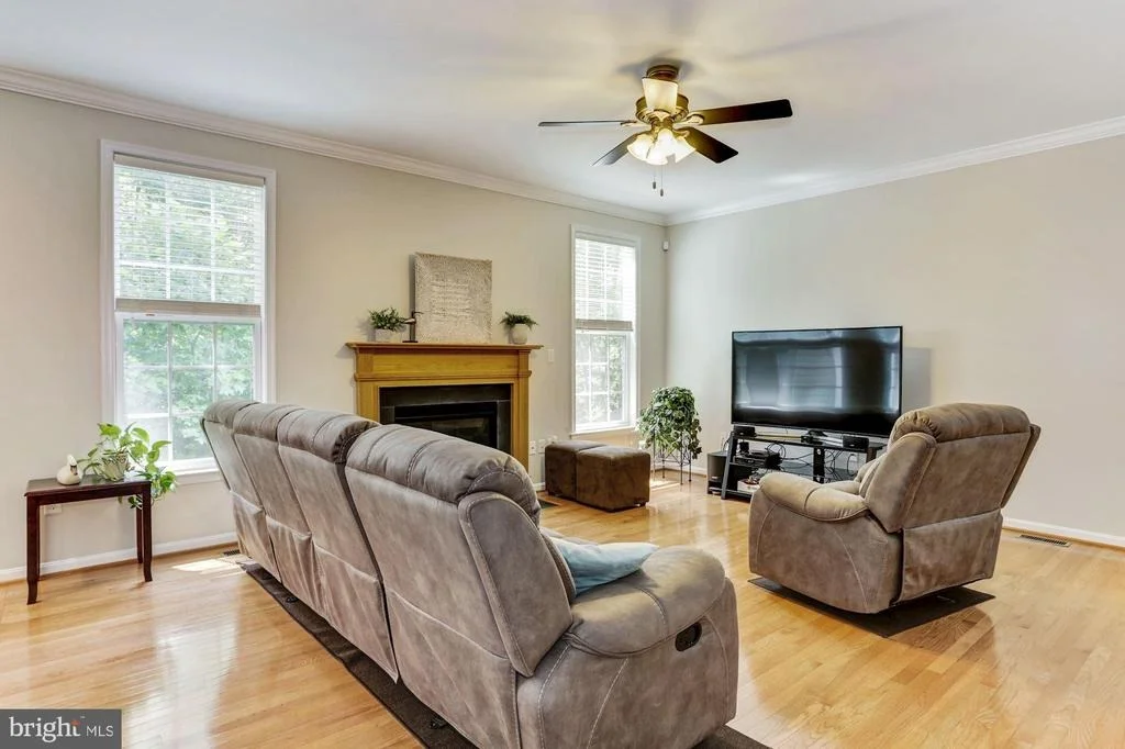 Photo of 8803 ROSE LANE