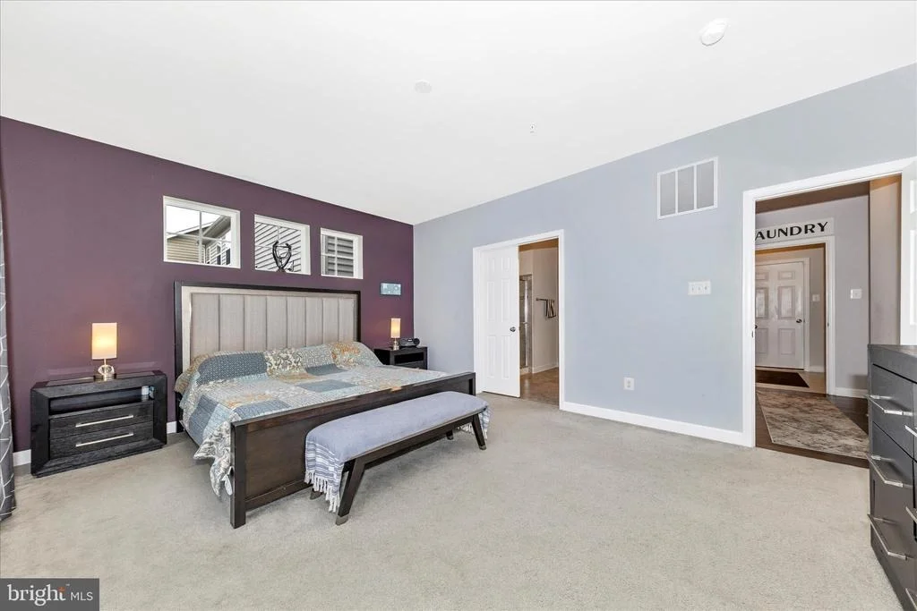 Photo of 825 HOLDEN ROAD