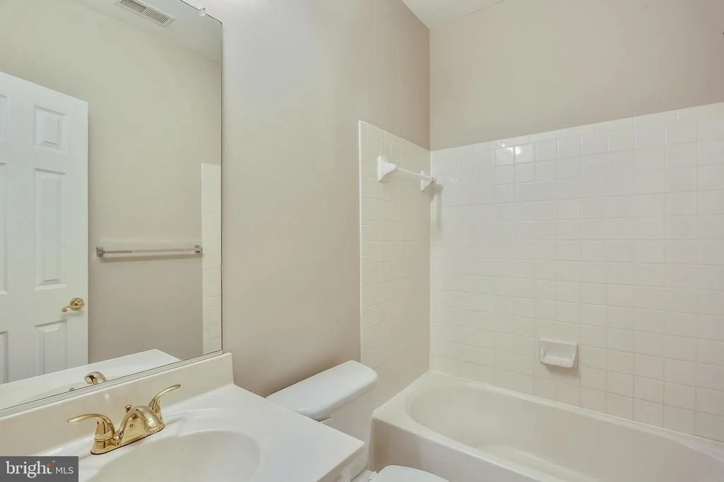 Photo of 9517 GREENEL ROAD