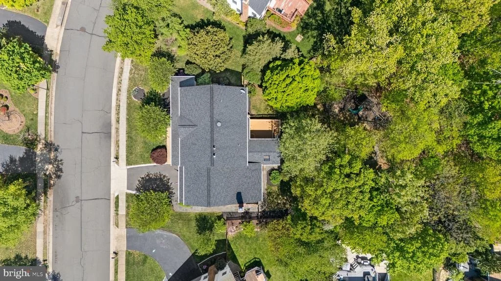 Photo of 817 KENNETH PLACE SE