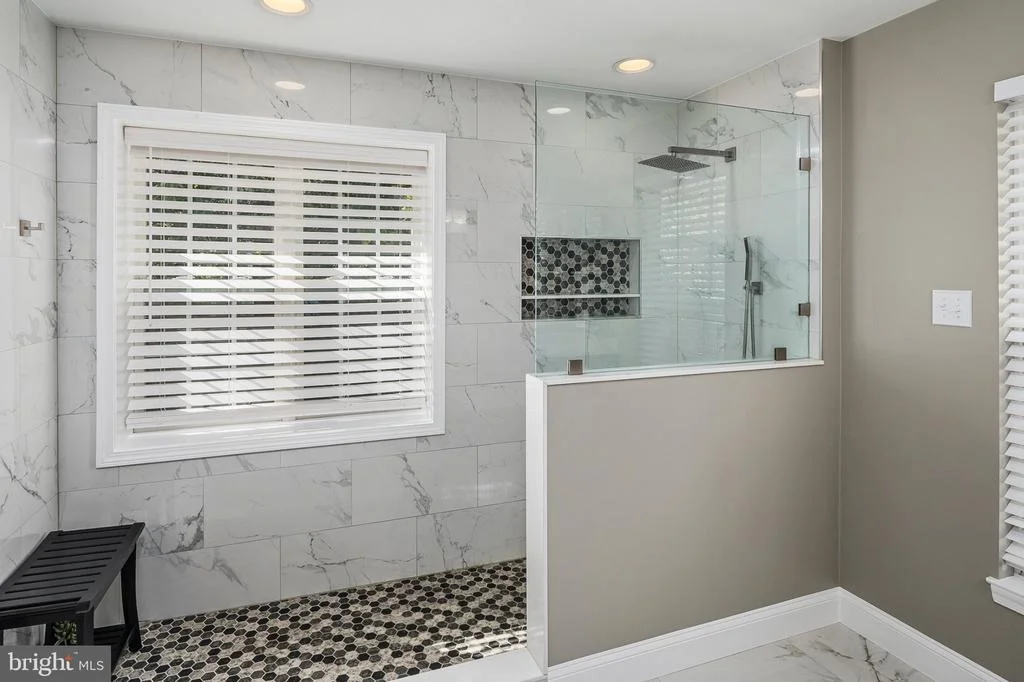 Photo of 2402 SUMMERSHADE COURT