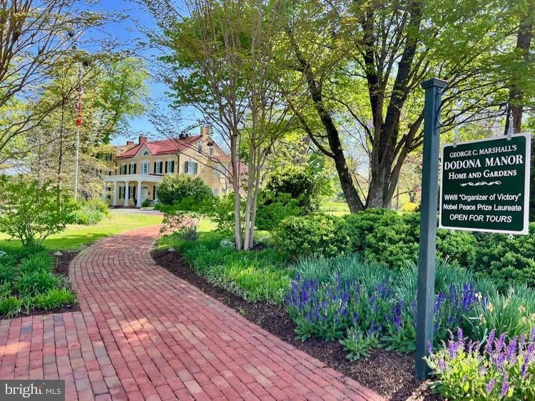Photo of 41700 WAKEHURST PLACE