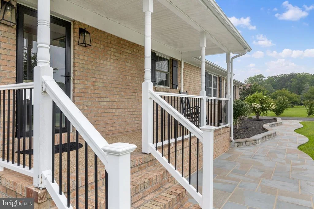 Photo of 339 POTOMAC DRIVE