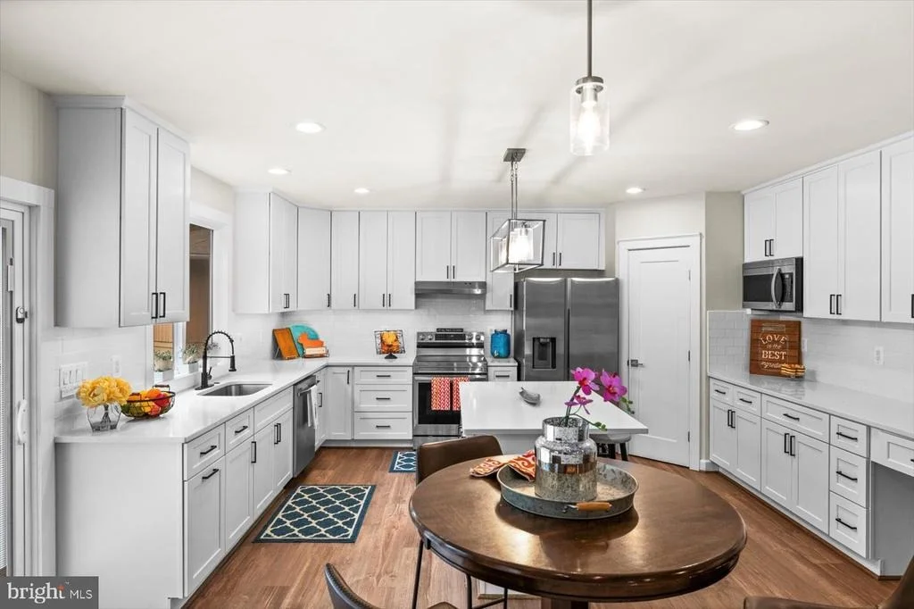 Photo of 537 MONTICELLO CIRCLE