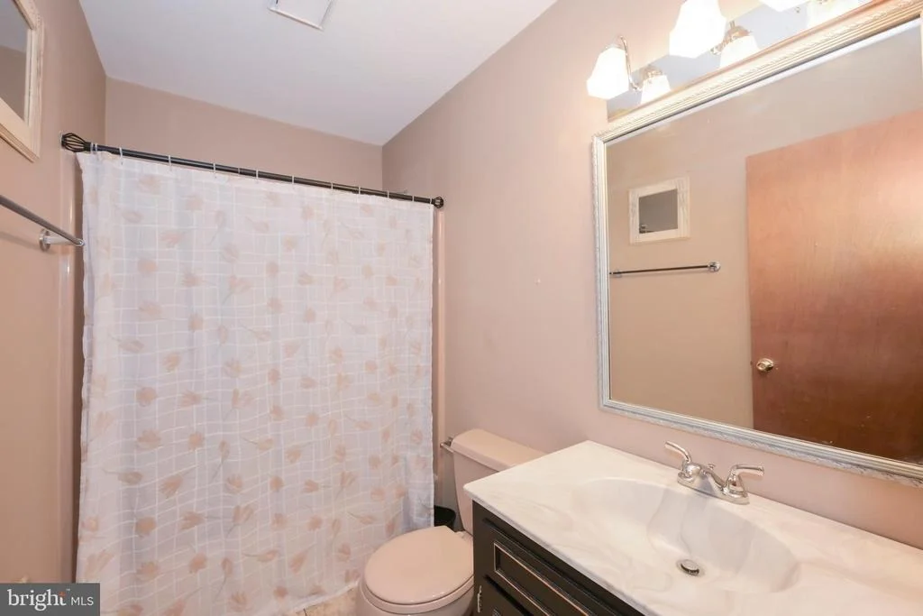Photo of 508 LAKE DRIVE