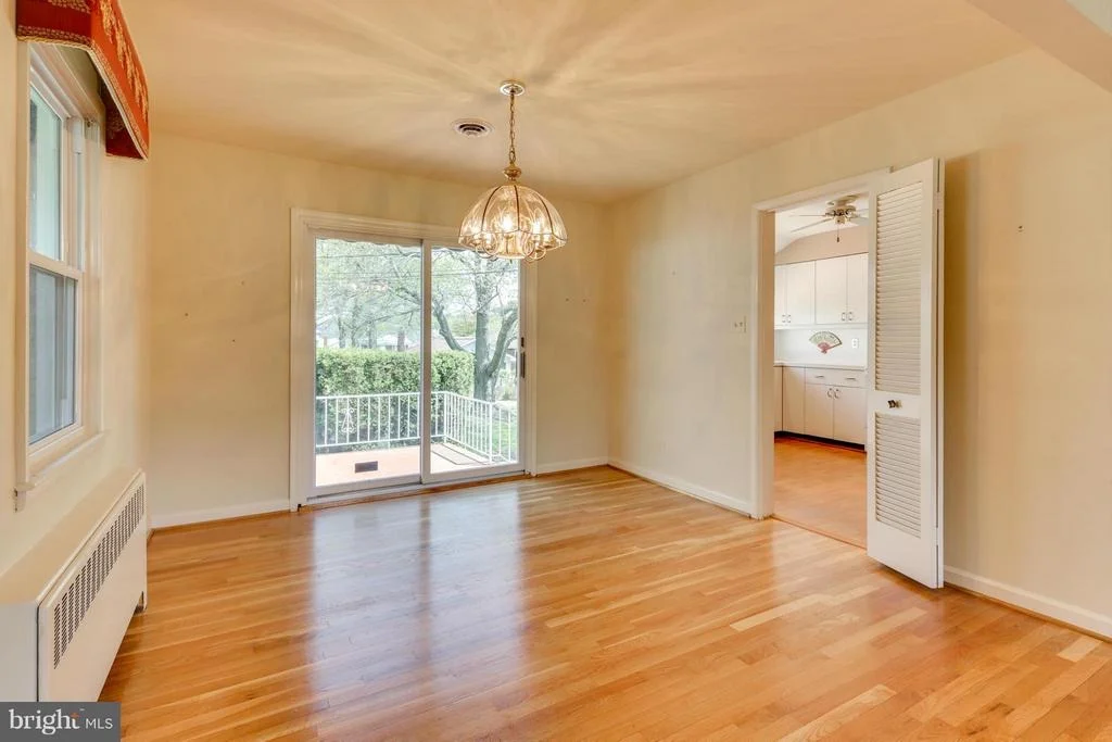 Photo of 6605 DEANCROFT ROAD