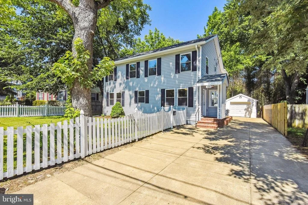 Photo of 3033 WAYNE ROAD