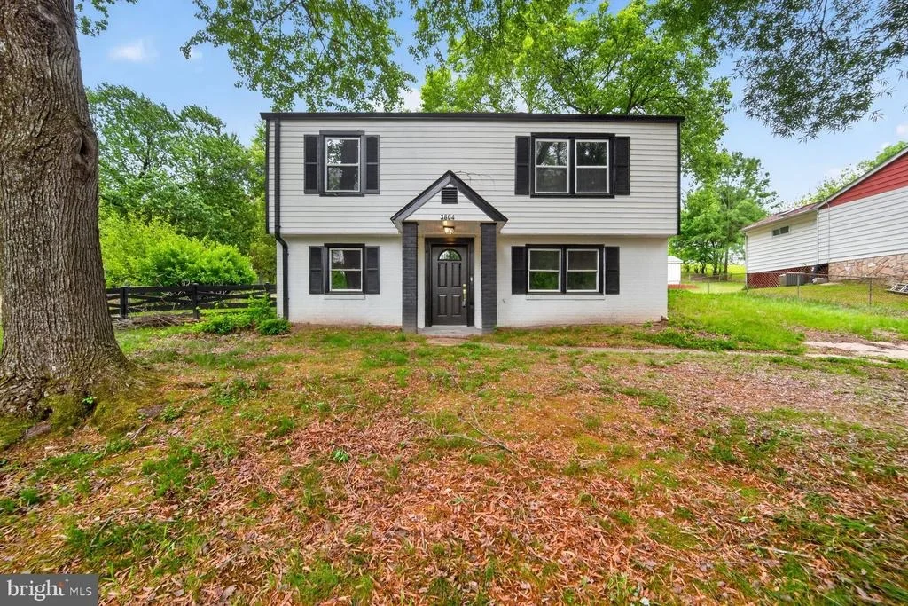 Photo of 3604 HALLOWAY N