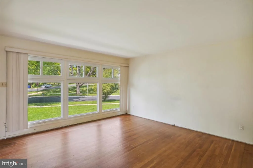 Photo of 13901 BAUER DRIVE