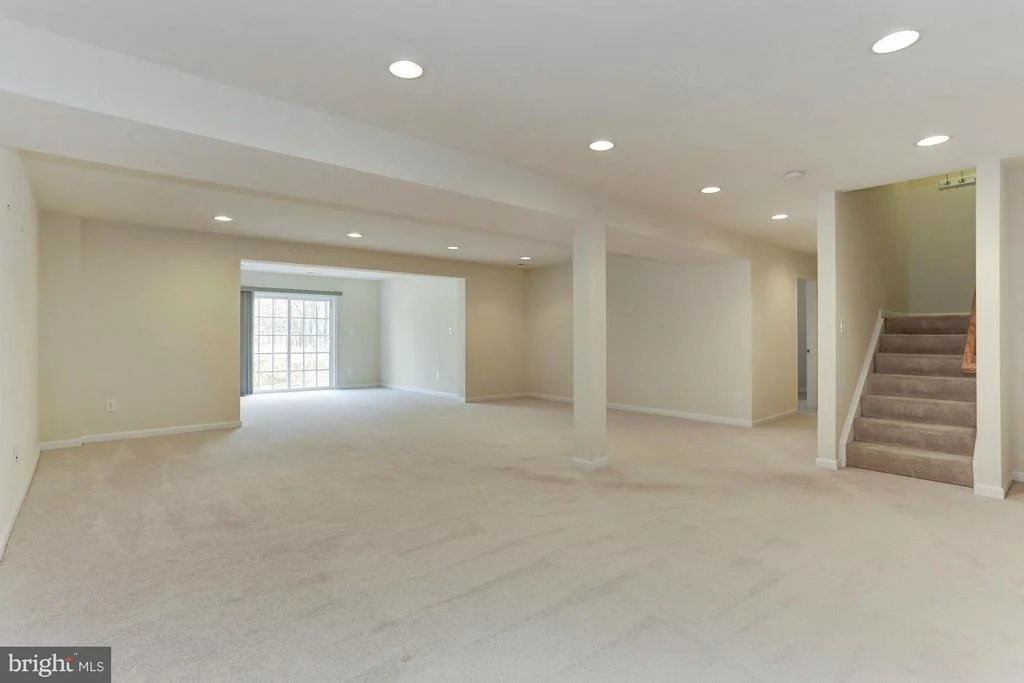 Photo of 7585 LINDBERG DRIVE