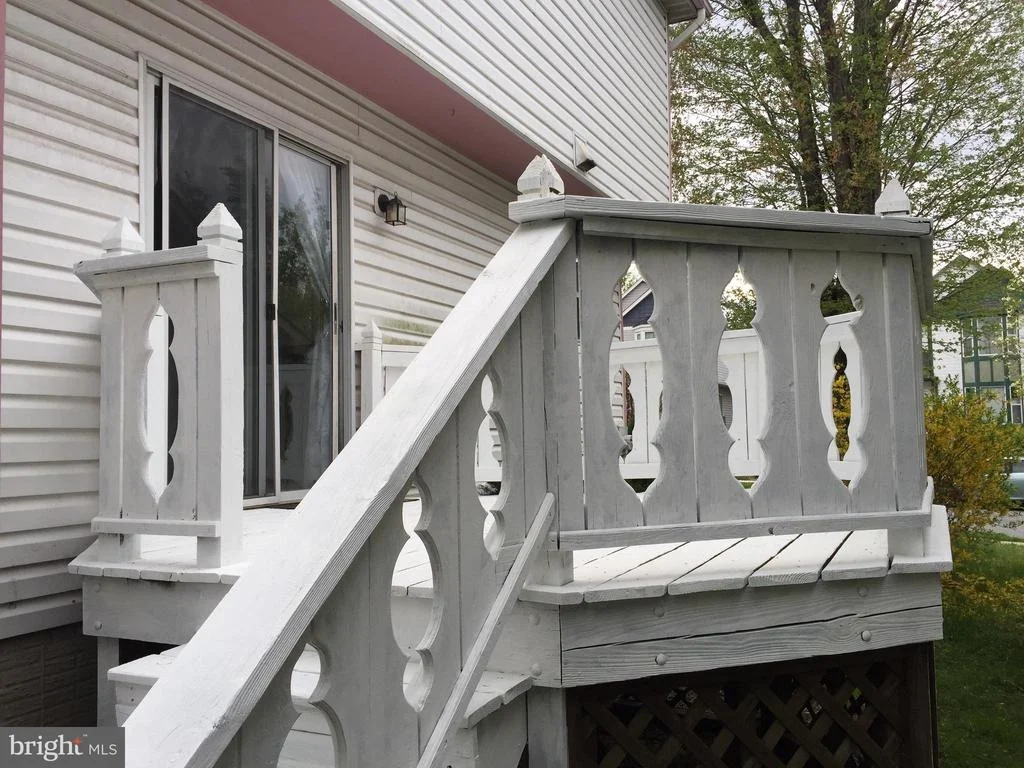 Photo of 7233 CARRIAGE HILL DRIVE