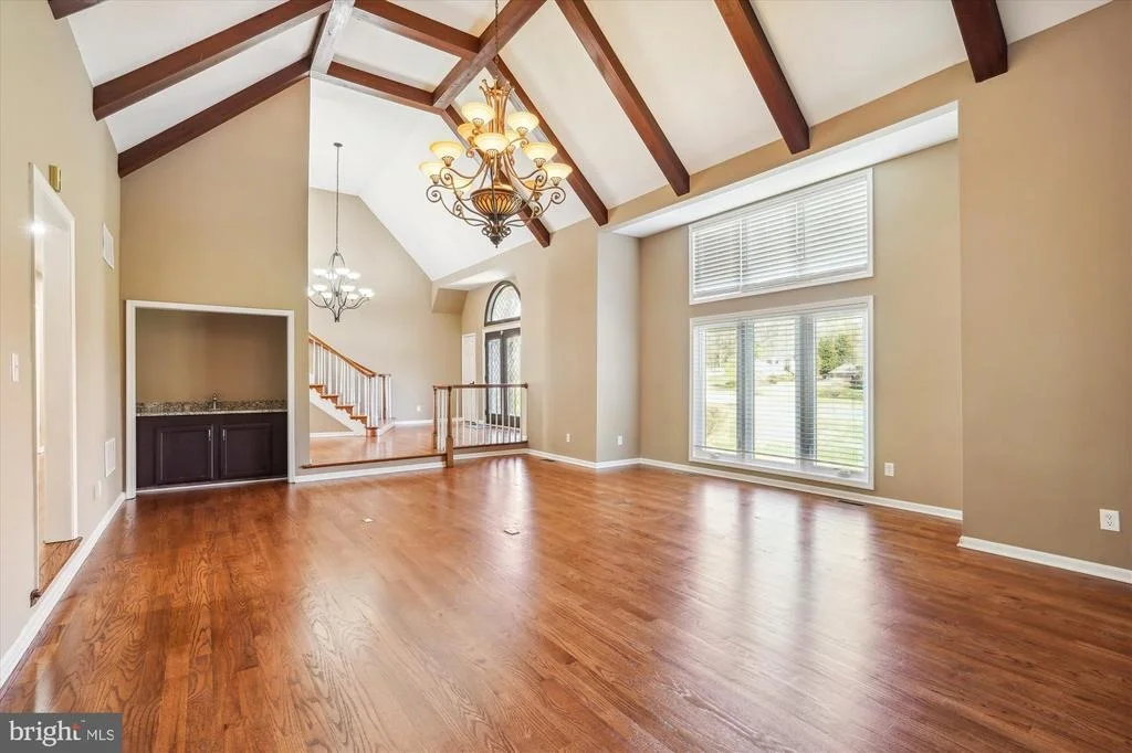 Photo of 18604 WILLOW OAK DRIVE