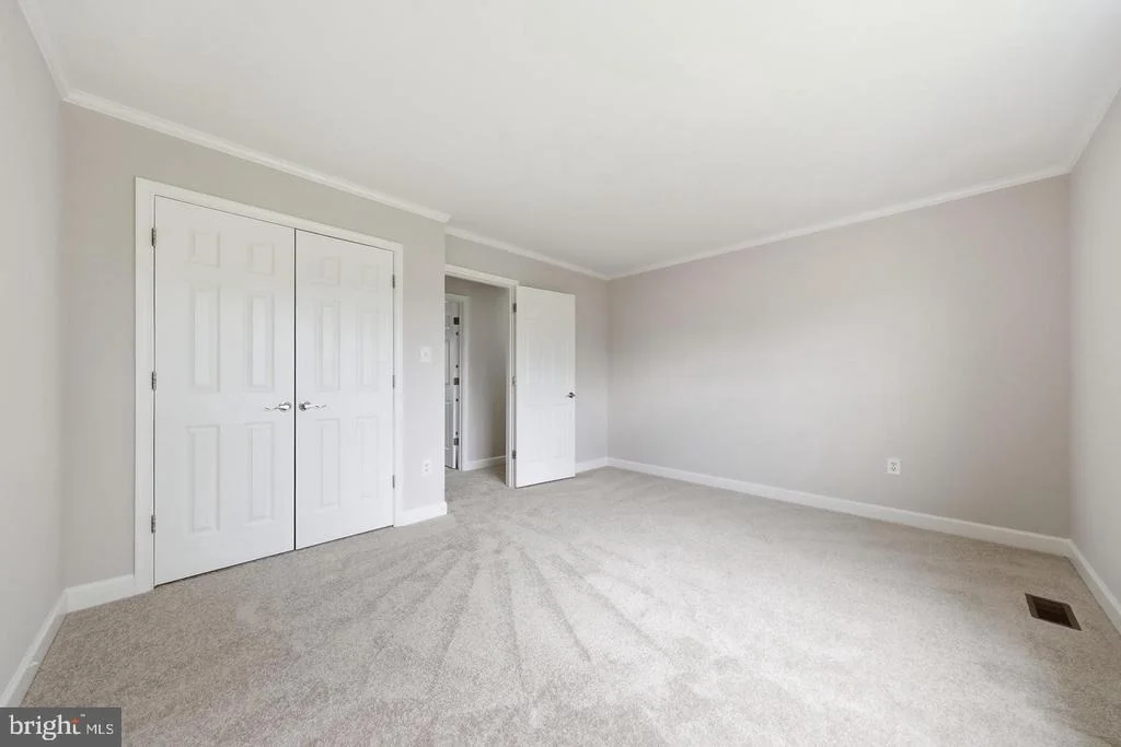 Photo of 6303 IVERSON TERRACE N
