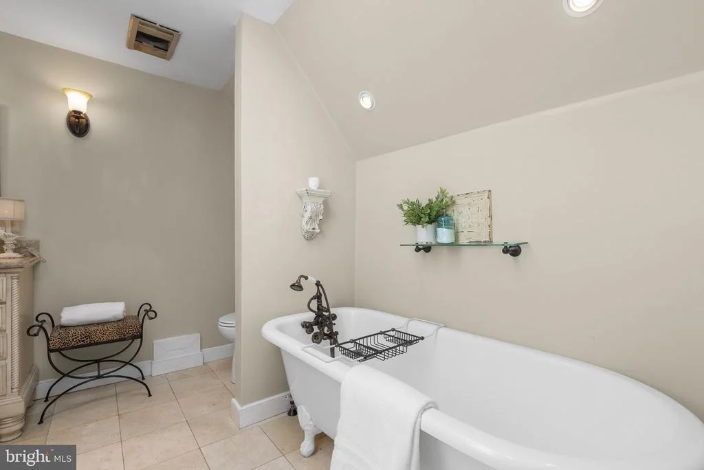 Photo of 22524 GRIFFITH DRIVE