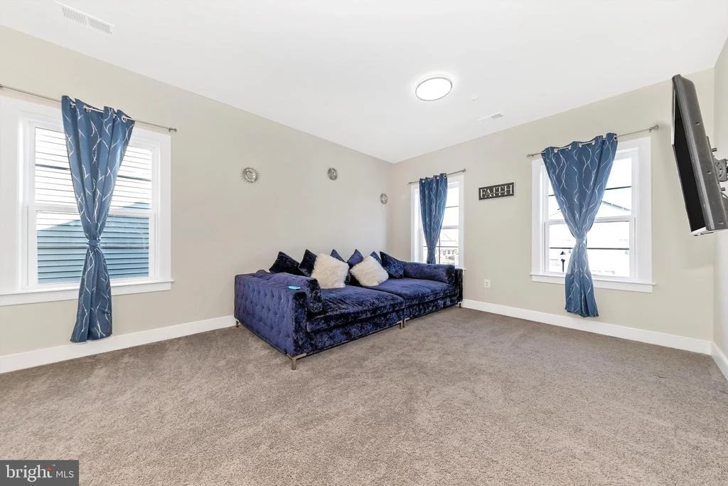 Photo of 1807 FAIRWAY LANE