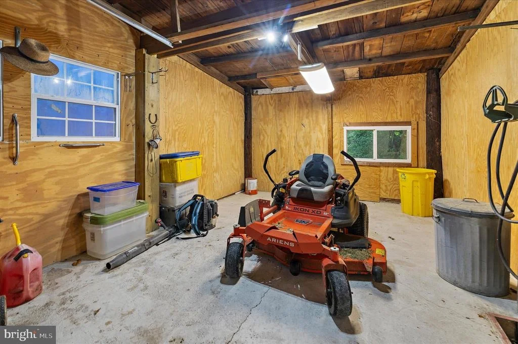 Photo of 8517 NEW CUT ROAD