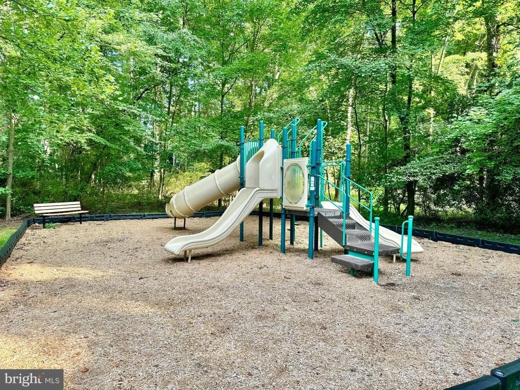 Photo of 2452 FREETOWN DRIVE