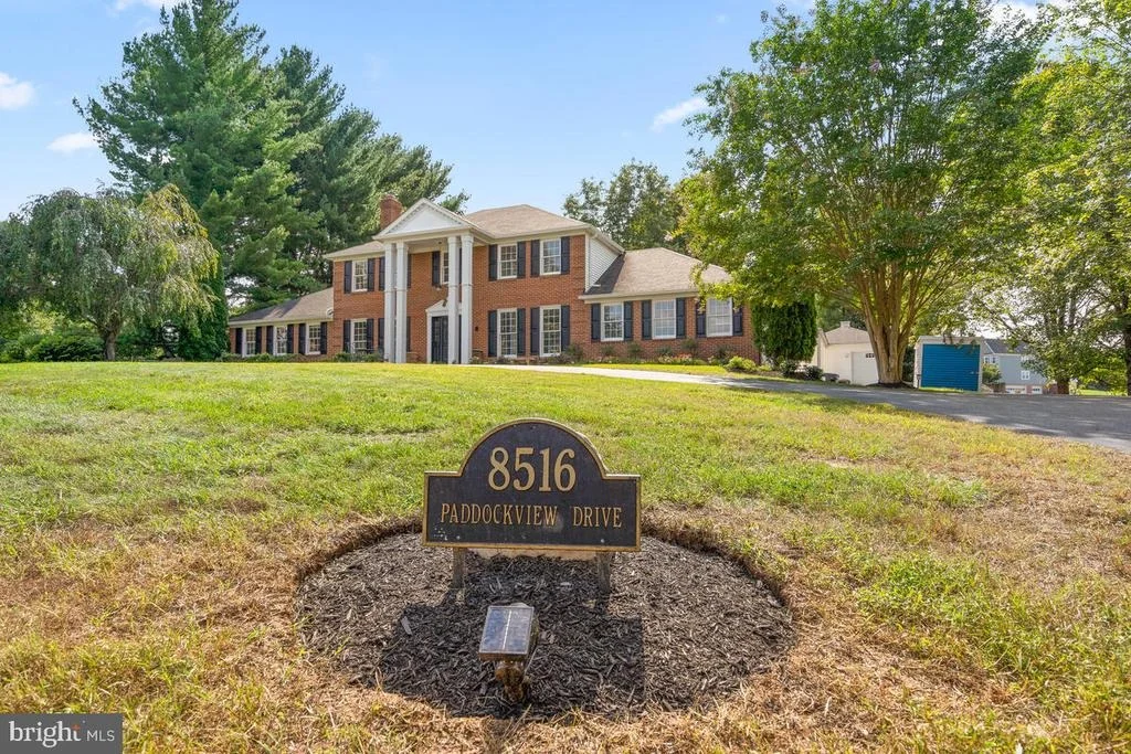 Photo of 8516 PADDOCKVIEW DRIVE