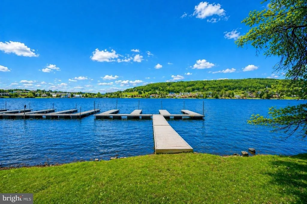 Photo of 682 MARSH HILL ROAD