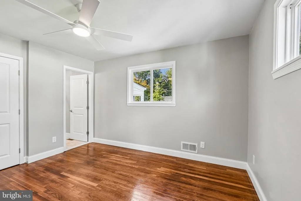 Photo of 5512 NORTHGREEN ROAD