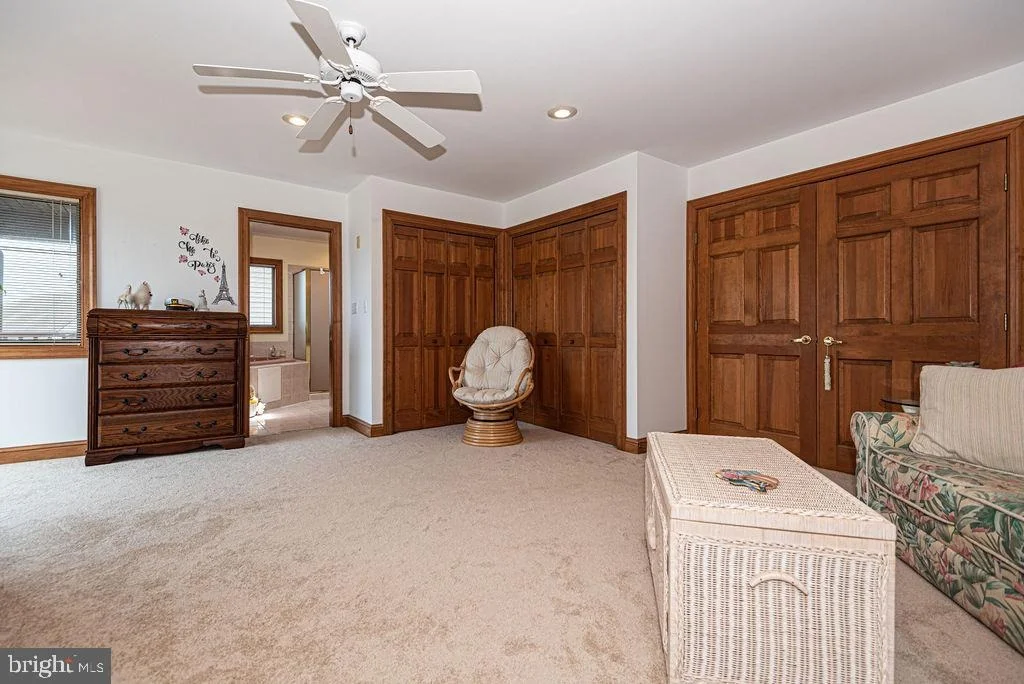 Photo of 23 HARLAN TRACE