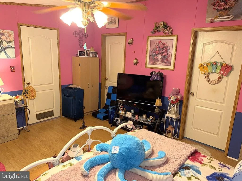 Photo of 8007 FAIR BREEZE DRIVE