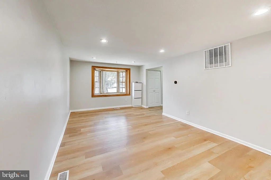 Photo of 9152 BURKE ROAD