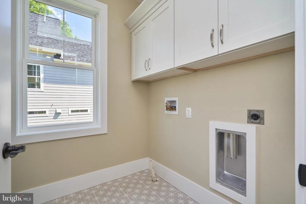 Photo of 7019 RIDGE DRIVE