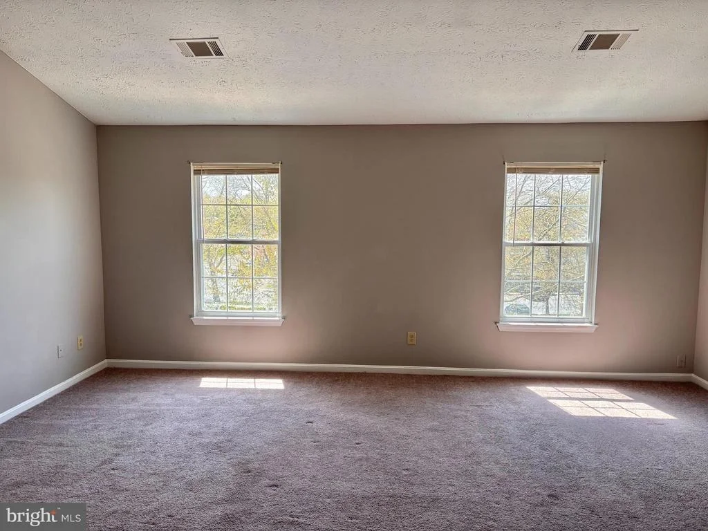 Photo of Unit 5 at 2159 BRISTOL DRIVE