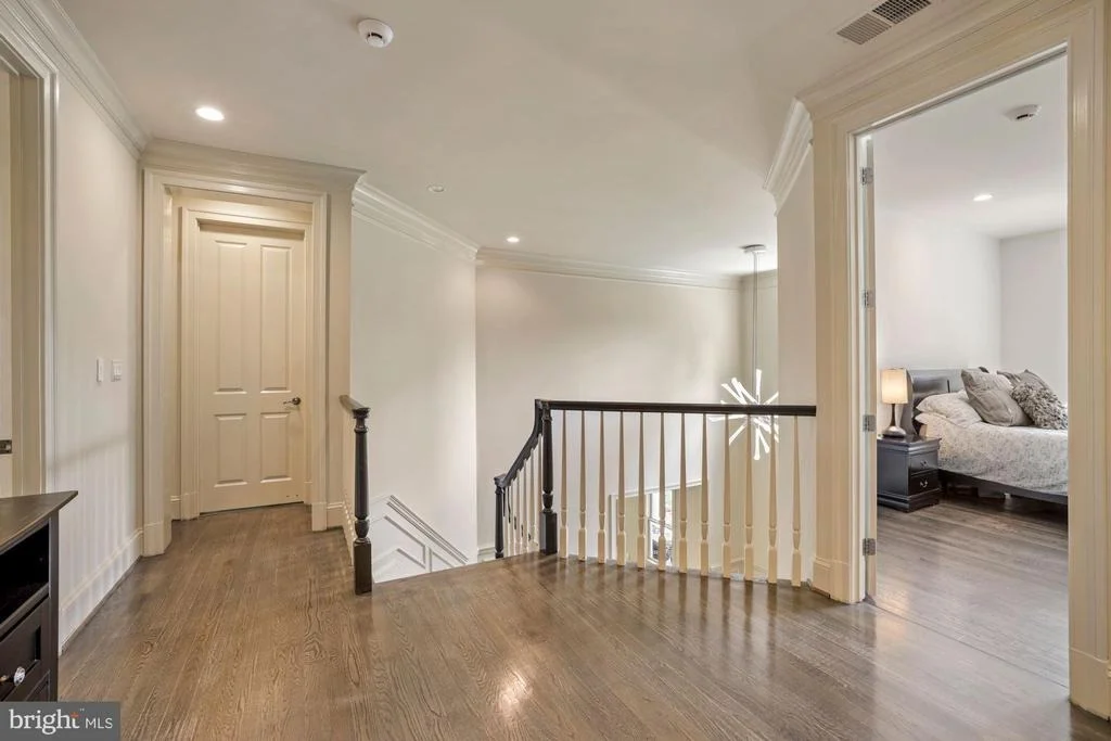 Photo of 1332 WINDY HILL