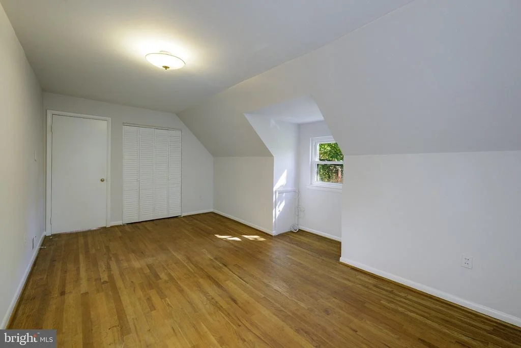 Photo of 3 LAKESIDE DRIVE