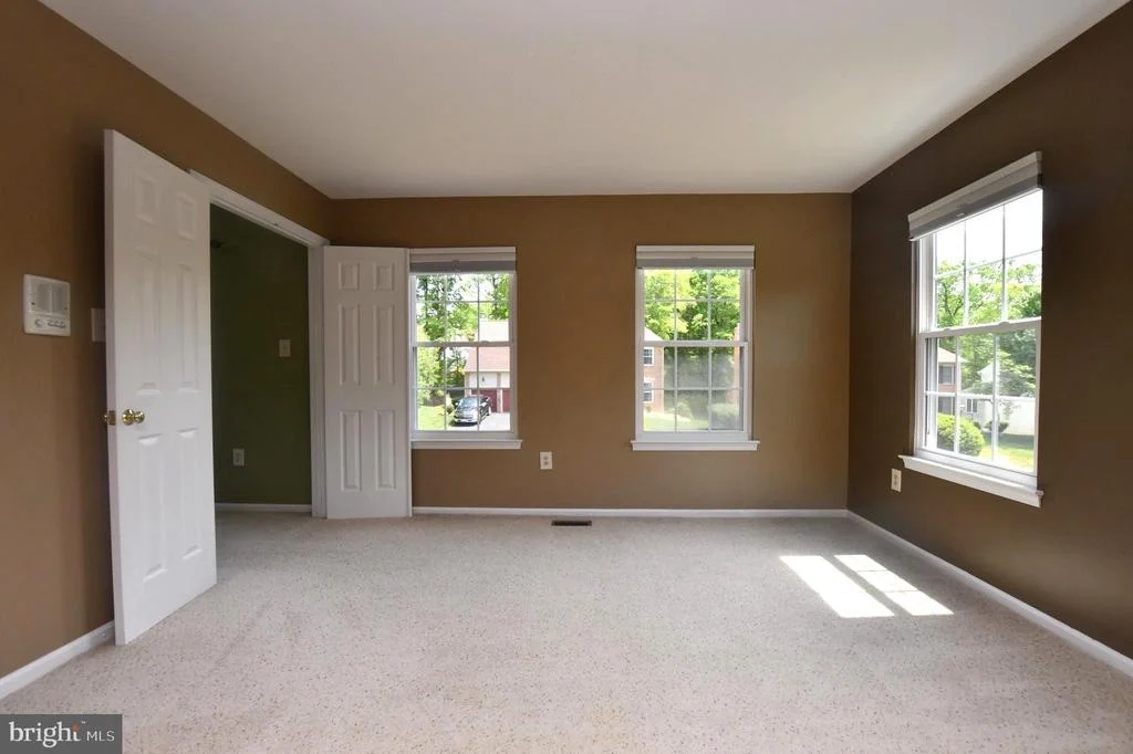 Photo of 46 CHRISTOPHER WAY