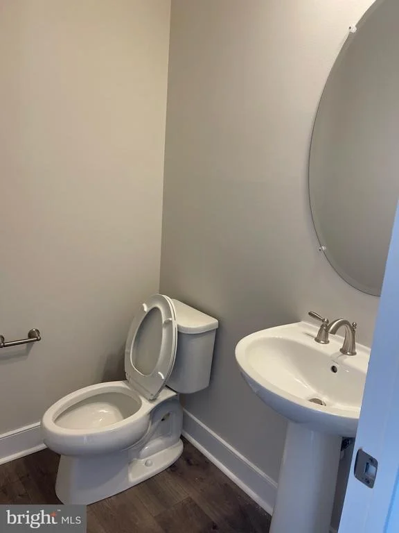 Photo of 38235 PINEY POINT ROAD