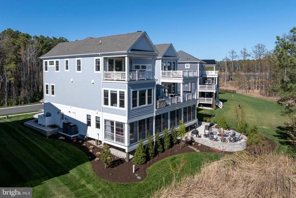 Photo of 33854 BLACKMORE LANE