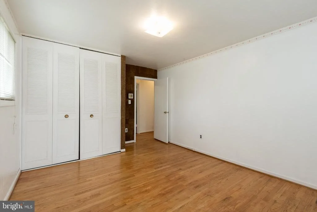 Photo of 129 HEDGEWOOD DRIVE